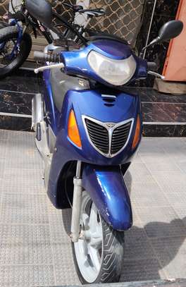 A vendre Honda sh 125cm3 image 4