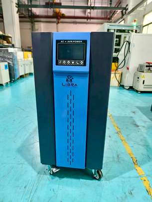 Régulateur de Tension +/-20% de 20kva à 400kva image 1