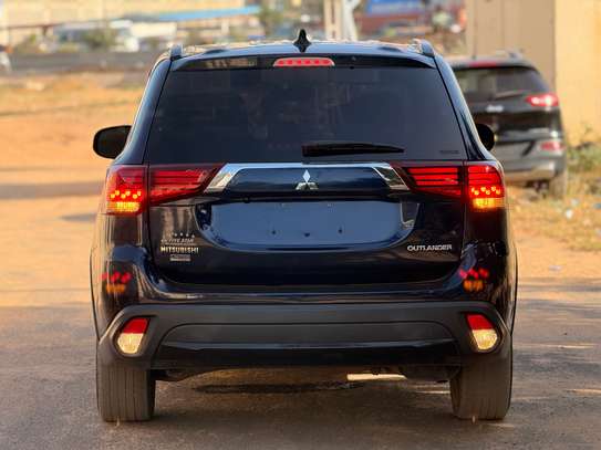 2018 MITSUBISHI OUTLANDER 7places image 12