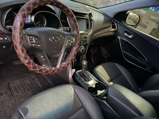 Hyundai santafe 2016 image 4