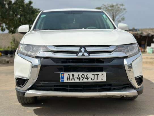 Mitsubishi outlander image 12