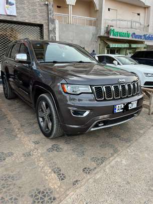 JEEP GRAND CHEROKEE OVERLAND image 3