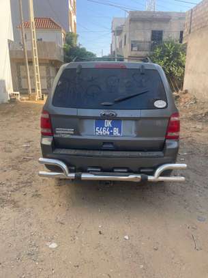Ford escape image 2
