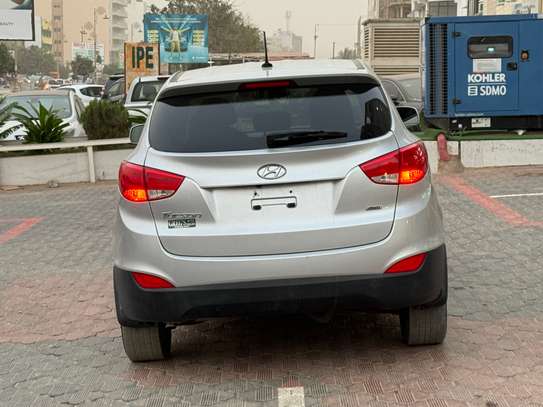 Hyundai Tucson image 8