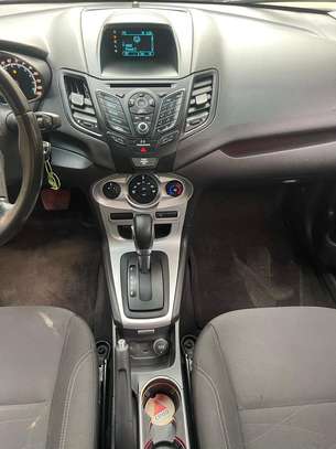 Ford fiesta 2016 image 6