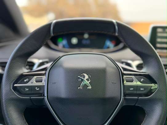 Peugeot 3008 gt Line 2018 image 10