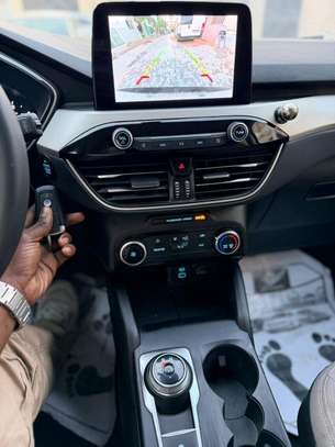 Ford Escape 2022 image 4