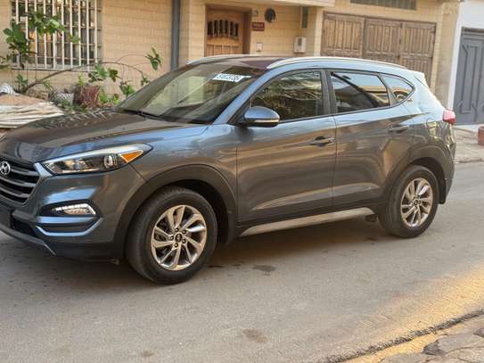 Hyundai Tucson 2.0 image 5