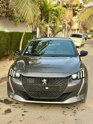 PEUGEOT 208 GT Année 2024 image 6
