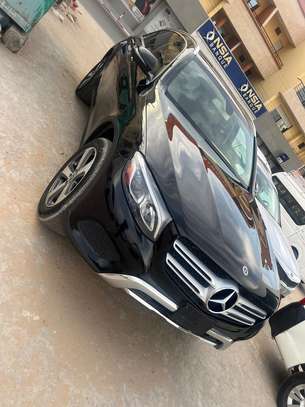 Mercedes-Benz GLC 300 image 5