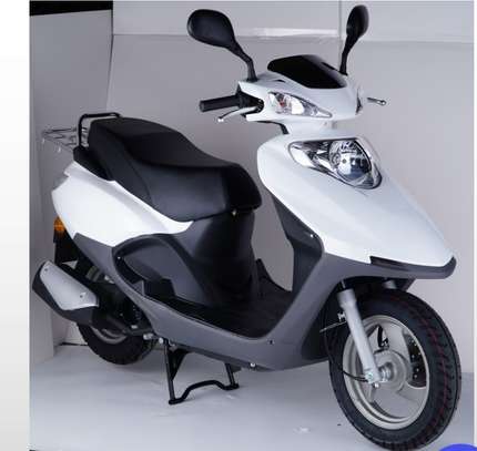 Motos de haute qualité 0km /125cc/150cc image 4