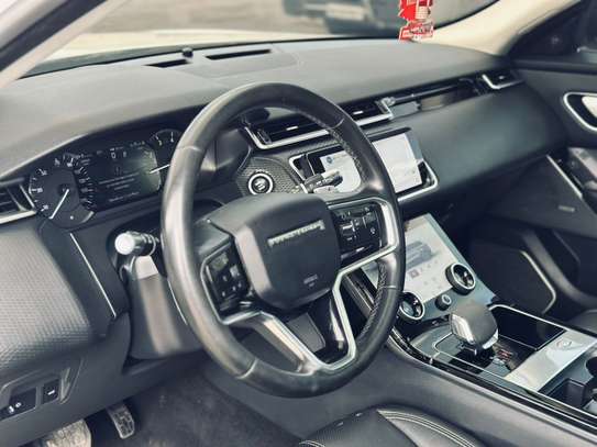 Range Rover velar 2021 image 7