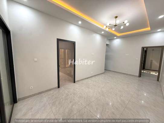 Appartement à louer aux almadies à la zone de recasement image 2