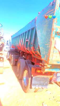 CAMION TRACTEUR + BENNE image 4