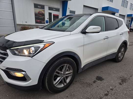 Hyundai Santafe 2017 full options 4x4 image 6