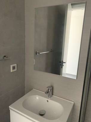 Appartement à louer aux almadies image 2