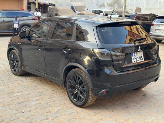 Mitsubishi  outlander image 6