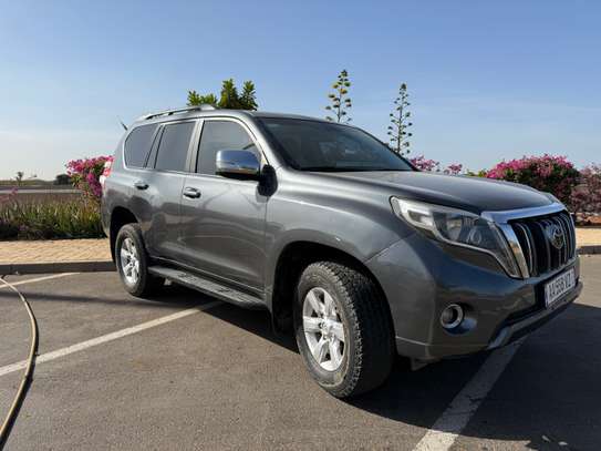Toyota prado VX image 2