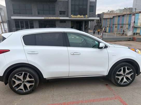 Kia sportage 2017 excellent état image 4