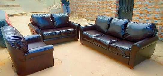 Canape 9 places a bon état image 11