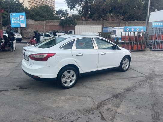 Ford focus 2013 image 4