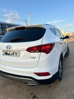 HYUNDAY SANTAFE 2017 Version 4x4 Full Options image 8
