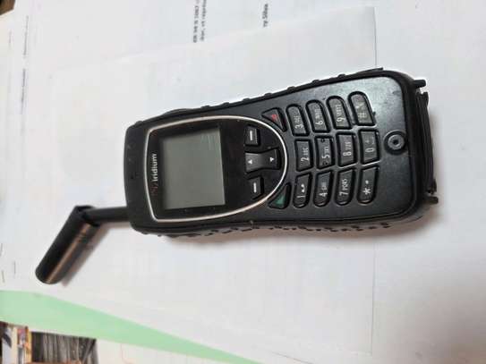 Téléphone satellite Iridium Extreme 9575 image 1