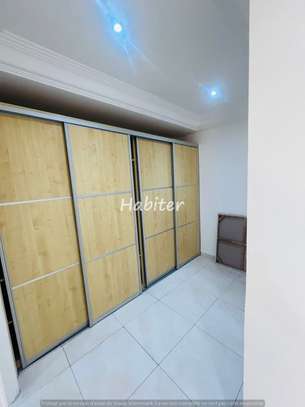 Appartement à louer aux Almadies image 7