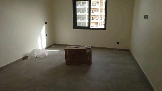 T4 à  louer au point E image 10