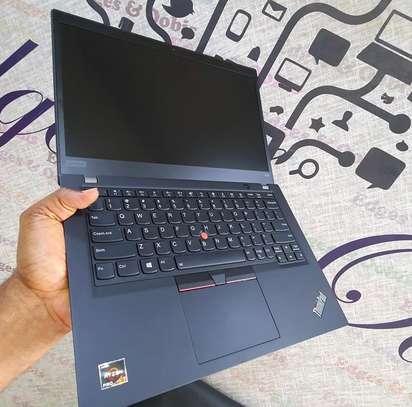 Lenovo thinkpad X395 image 5