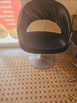 Chaise pour salon de coiffure image 2