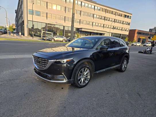 Madaza cx9 2021 signature image 4