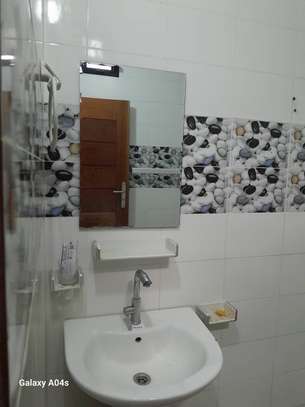 APPARTEMENT 3 CHAMBRES SALON A LOUER A ZAC MBAO image 5