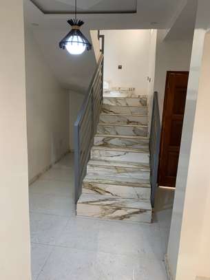 Location Villa 4 chambres salon Cité cheikh Amar Mamelles image 6