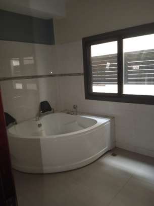 APPARTEMENT F4 A LOUER A SACRE COEUR image 7