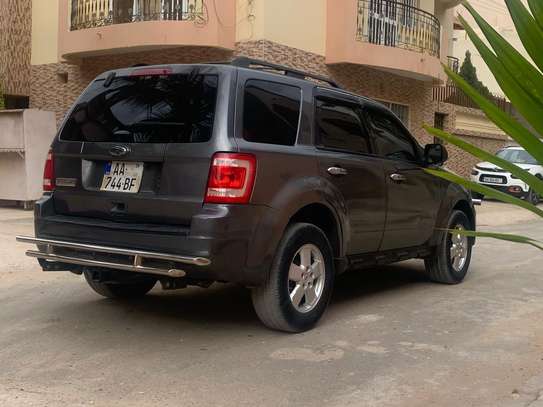 Ford escape image 9