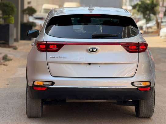 Kia sportage image 8
