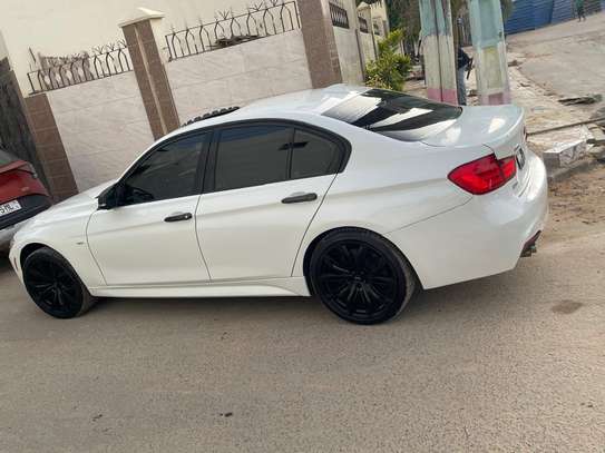BMW 3301 2018 image 6