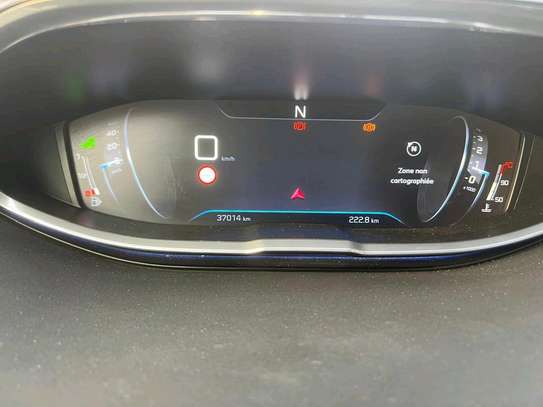 Peugeot 3008 automatique diesel 2018 image 5