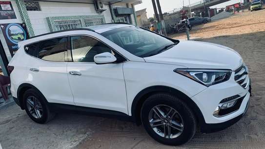 Hyundai Santafe image 6