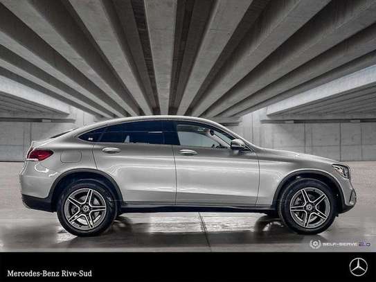 Mercedes glc coupe 2022 image 11