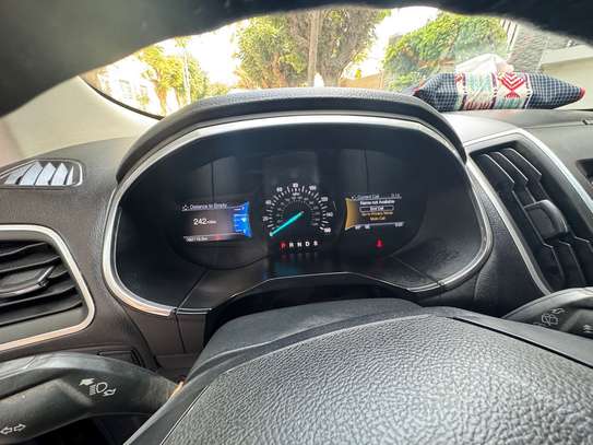 ford edge titanium image 10