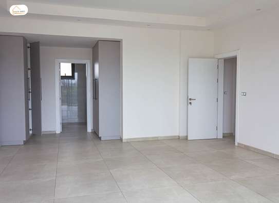 Appartements de type F4 à louer aux Almadies image 1