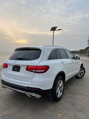 MERCEDES GLC 300 2018 image 3