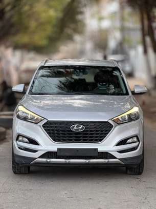 Hyundai tucson 2017 image 1