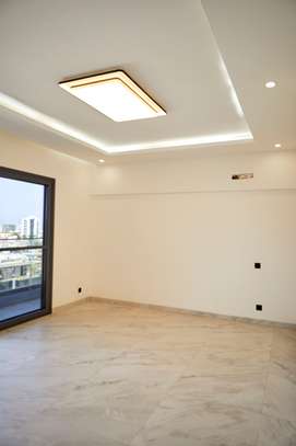 APPARTEMENT F4 A MERMOZ-FANN : LUMINEUX ET SPACIEUX image 5