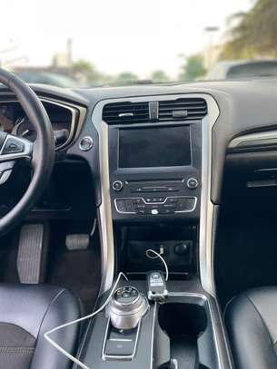 Ford Fusion Titanium 2017 image 4