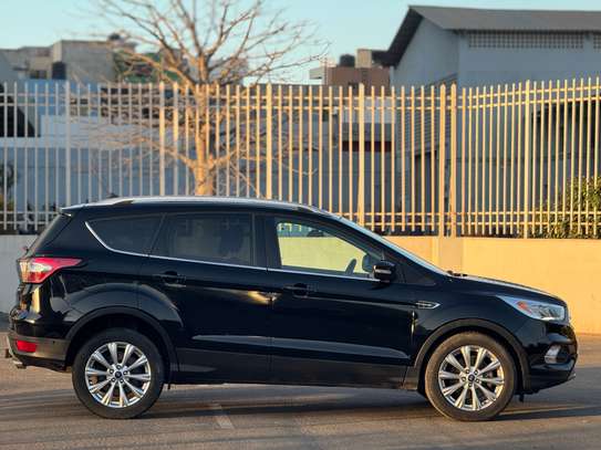 Ford escap Titanuim année 2018 image 6