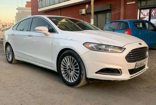 Ford Fusion image 4