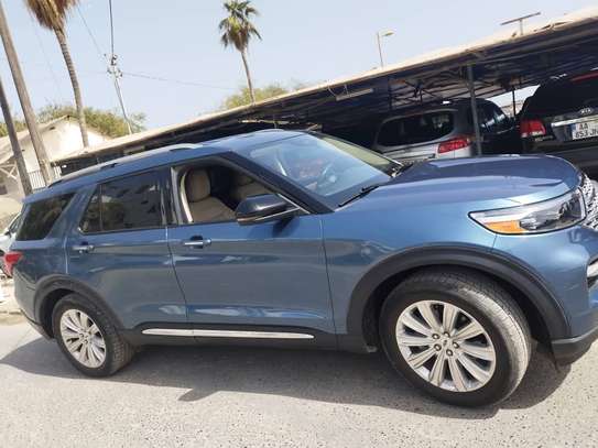 Ford explorer limited 2021 image 3